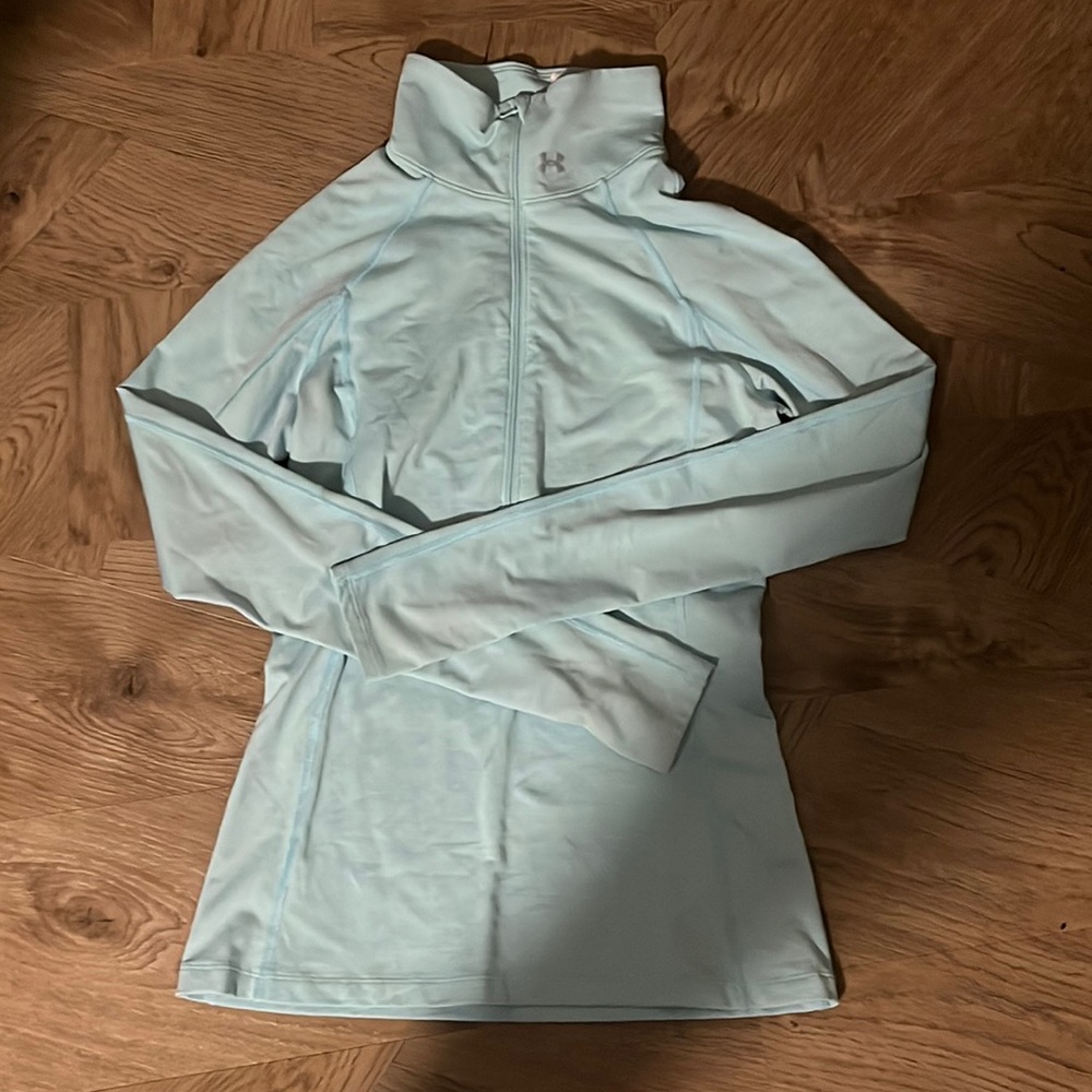 Under armour top